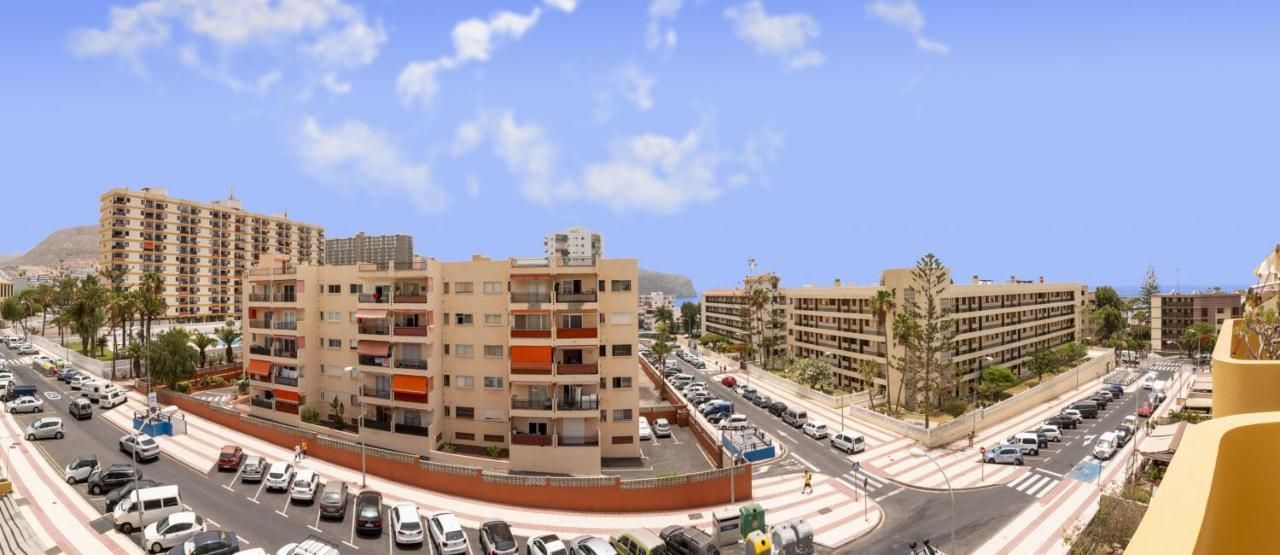 Homeforguest Atico Cecilia Con Vistas Al Mar En Los Cristianos Los Cristianos  Bagian luar foto